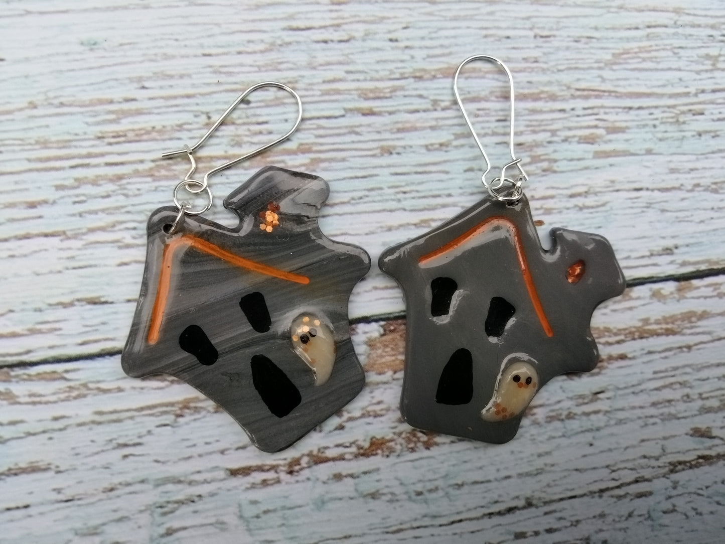 A Happy Haunting Earrings